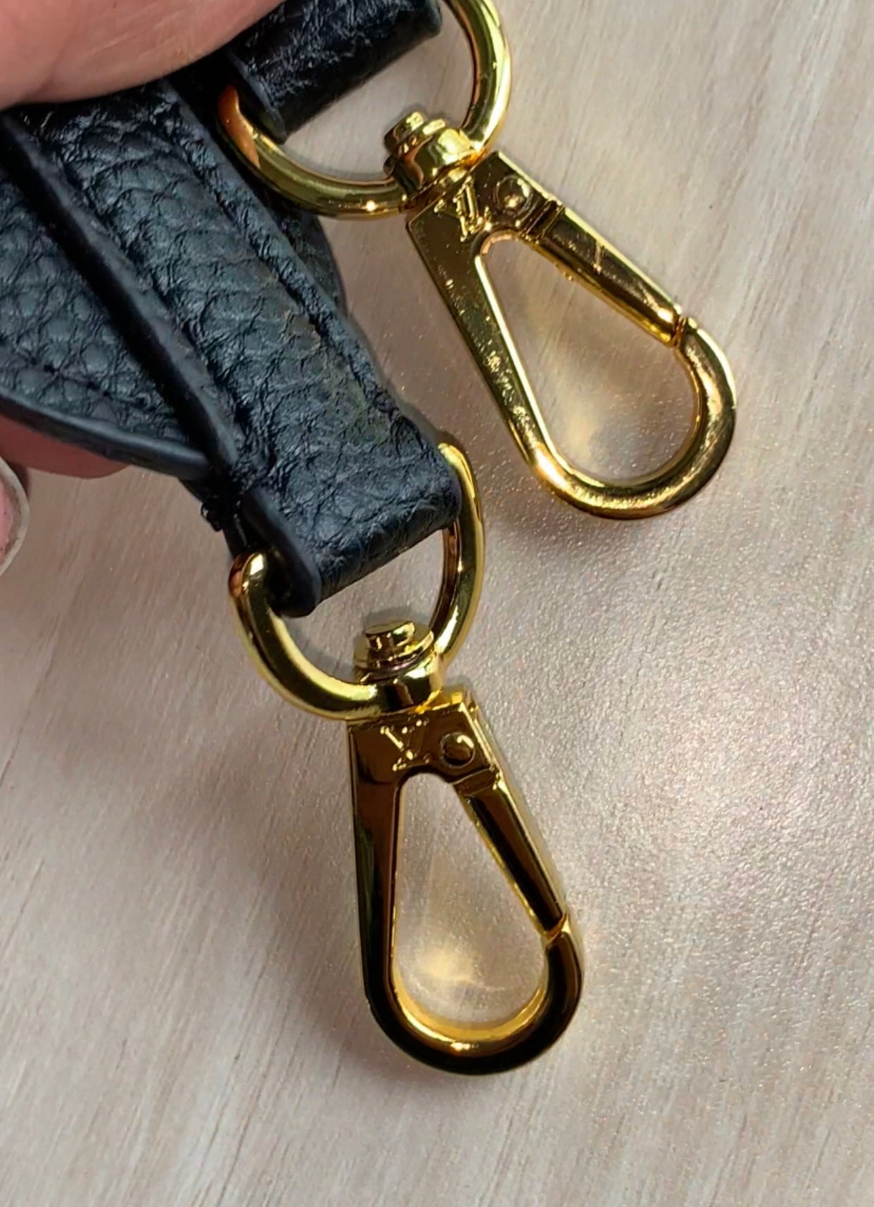 Louis Vuitton Hand Bag for women
