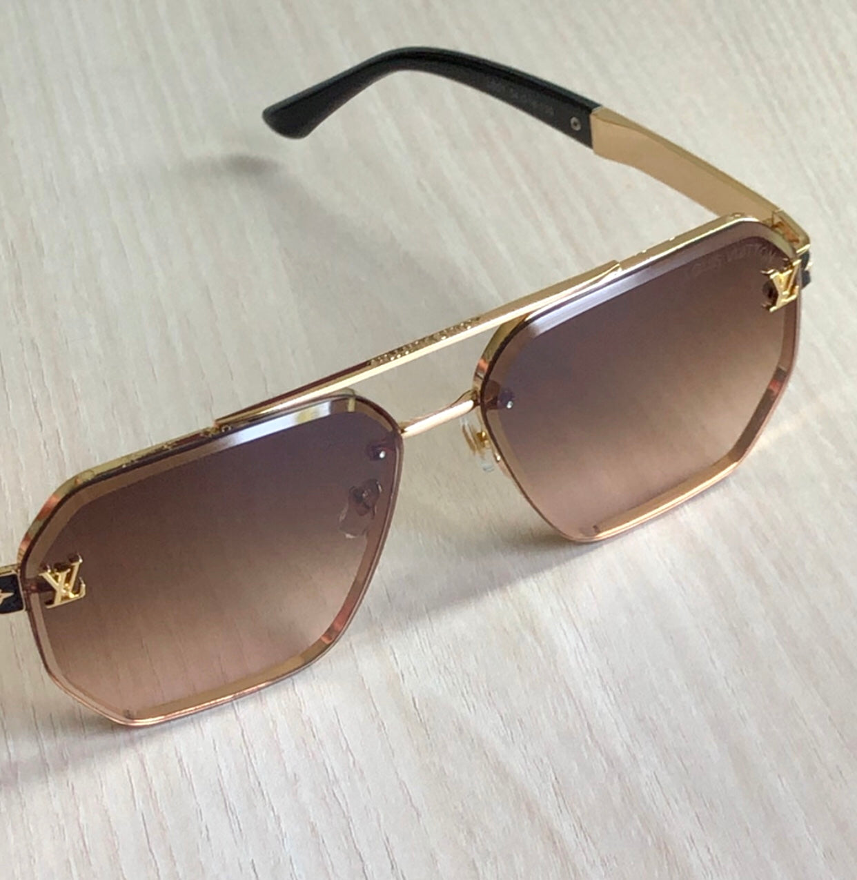 Louis Vuitton Sunglasses Unisex